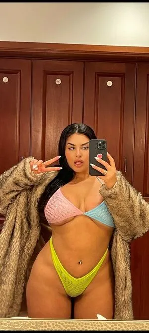 Adriana Sahar OnlyFans Leaked Free Thumbnail Picture - #1bIal2Y5oL