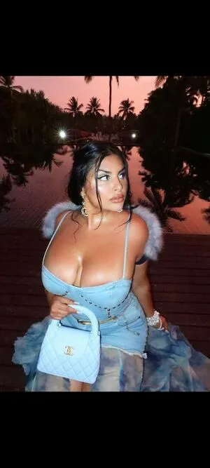 Adriana Sahar OnlyFans Leaked Free Thumbnail Picture - #5TBnYEJtYd