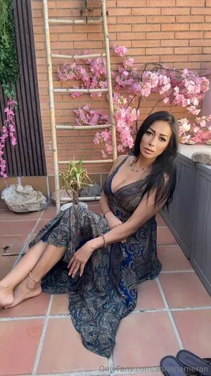 Adrianameran OnlyFans Leaked Free Thumbnail Picture - #O0Ue7CIzaW