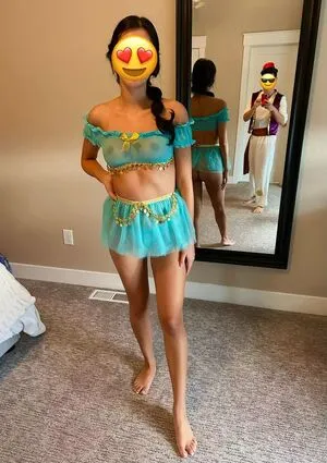 Adrianaxlaveau OnlyFans Leaked Free Thumbnail Picture - #cJd0uEuils