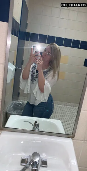 Adrianna Gavazzi OnlyFans Leaked Free Thumbnail Picture - #IRtVn6kURN