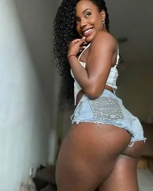 Adriele Souza OnlyFans Leaked Free Thumbnail Picture - #3VZFUUpYWm