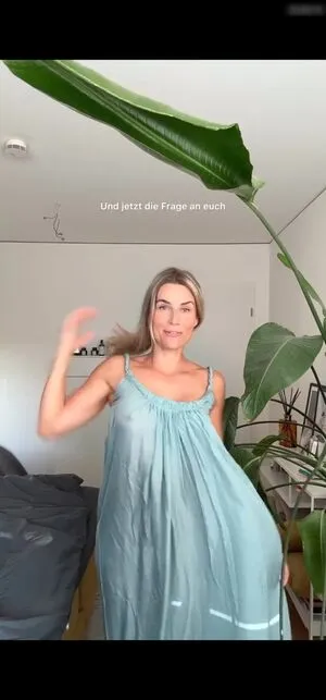 Adrienne Koleszar OnlyFans Leaked Free Thumbnail Picture - #mjXXXSsMy4