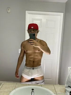 Aedanvip OnlyFans Leaked Free Thumbnail Picture - #U0tImj5v94