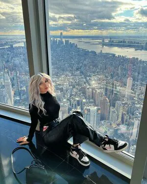 Aesthymes OnlyFans Leaked Free Thumbnail Picture - #RPLhJScr05