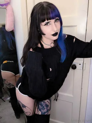 Aestraazure OnlyFans Leaked Free Thumbnail Picture - #UIVFQmR030