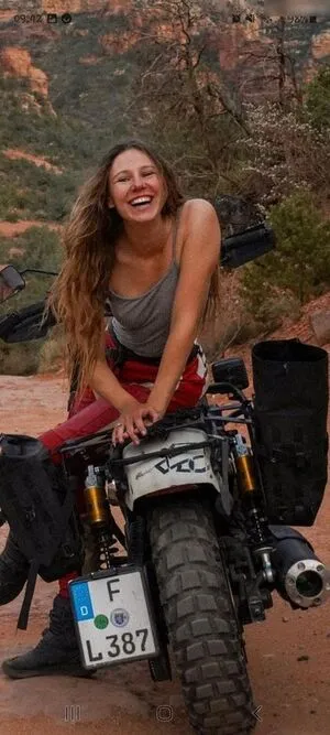 Affe Auf Bike OnlyFans Leaked Free Thumbnail Picture - #ExITrAJ1NG