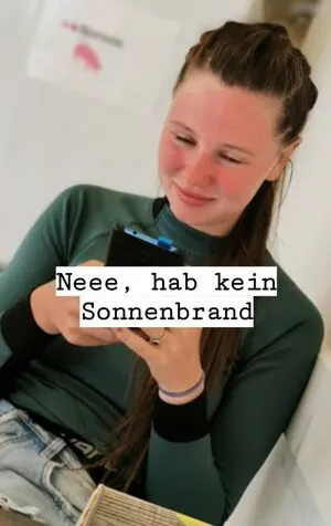 Affe Auf Bike OnlyFans Leaked Free Thumbnail Picture - #NHzXOYUI50