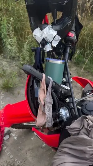 Affe Auf Bike OnlyFans Leaked Free Thumbnail Picture - #a6PORHpLGT