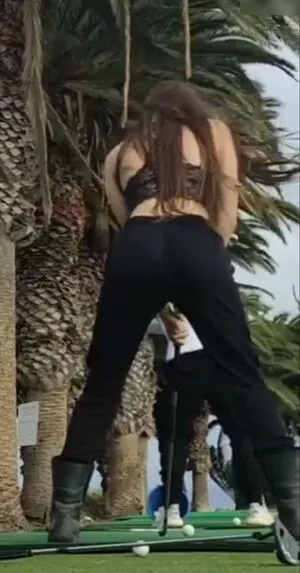 Affe Auf Bike OnlyFans Leaked Free Thumbnail Picture - #bHXKwIKpFO