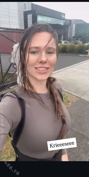 Affe Auf Bike OnlyFans Leaked Free Thumbnail Picture - #fiJsU2EHae