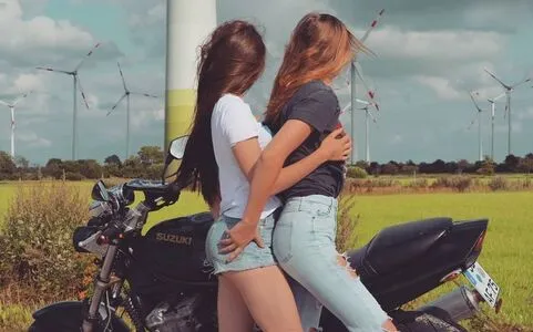 Affe Auf Bike OnlyFans Leaked Free Thumbnail Picture - #q4yvmM36qQ