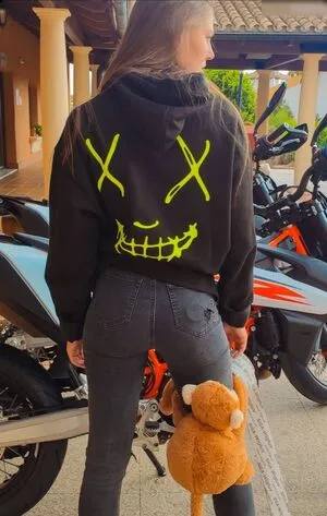 Affe Auf Bike OnlyFans Leaked Free Thumbnail Picture - #rx64km5YMG