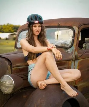 Affe Auf Bike OnlyFans Leaked Free Thumbnail Picture - #w087w5oQGH