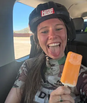 Affe Auf Bike OnlyFans Leaked Free Thumbnail Picture - #wumXWOYVOA
