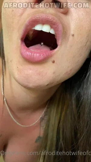 Afrodite Hotwife OnlyFans Leaked Free Thumbnail Picture - #ZrbWPtFNpS