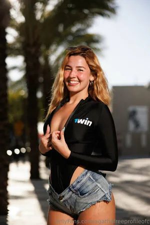 Agathafreeprofileofc OnlyFans Leaked Free Thumbnail Picture - #hiprfUonku