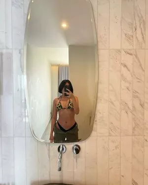 Agathe Auproux OnlyFans Leaked Free Thumbnail Picture - #5h8xhUnHz1