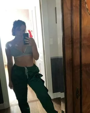 Agathe Auproux OnlyFans Leaked Free Thumbnail Picture - #V002uIAgPy
