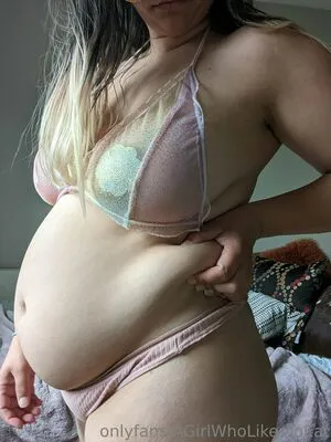 Agirlwholikestoeat OnlyFans Leaked Free Thumbnail Picture - #4BEkIPiMvA