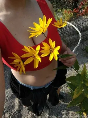 Agirlwholikestoeat OnlyFans Leaked Free Thumbnail Picture - #GoPg6lBqv9