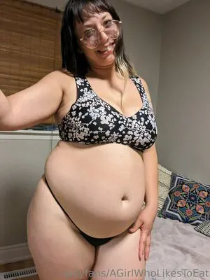 Agirlwholikestoeat OnlyFans Leaked Free Thumbnail Picture - #ZteB1TTi3P