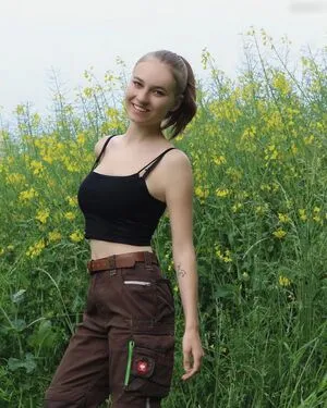 Agrar Emmy OnlyFans Leaked Free Thumbnail Picture - #zR1KELM2Wy