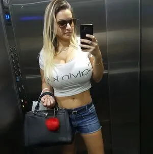 Agustina Guz OnlyFans Leaked Free Thumbnail Picture - #4G0trrPEHb