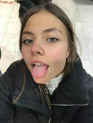 Ahegao OnlyFans Leaked Free Thumbnail Picture - #4BBWxDh2x3