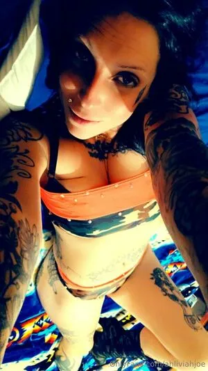 Ahliviahjoe OnlyFans Leaked Free Thumbnail Picture - #2Fg1a9MwJq