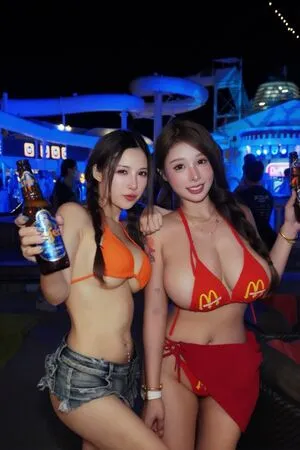 Ai Fei9961 OnlyFans Leaked Free Thumbnail Picture - #6g2tp3CQ5J