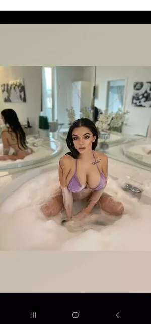 Aicha Bianchi OnlyFans Leaked Free Thumbnail Picture - #2F71zSU9y8