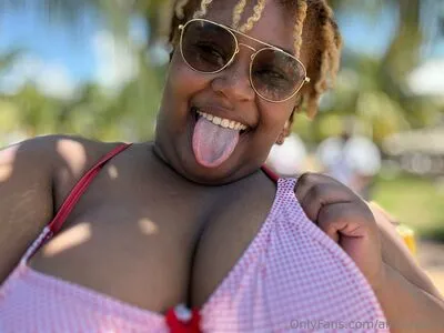 Aichablack OnlyFans Leaked Free Thumbnail Picture - #Kd9LPHaD0K