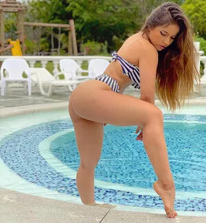 Aida Corts OnlyFans Leaked Free Thumbnail Picture - #6dLvjdlxuX