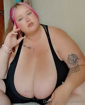 Aiish69 OnlyFans Leaked Free Thumbnail Picture - #EksNAs0kMA