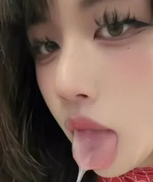 Aikomiyuu OnlyFans Leaked Free Thumbnail Picture - #d5P3RT9fKL
