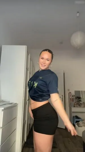 Aileen Slf OnlyFans Leaked Free Thumbnail Picture - #6EBJnnl3YY