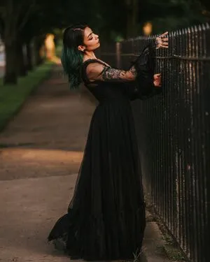 Aileensenpaireacts OnlyFans Leaked Free Thumbnail Picture - #4SPow3iwdx