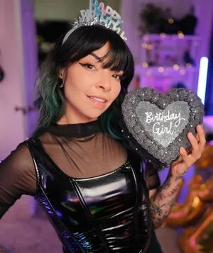 Aileensenpaireacts OnlyFans Leaked Free Thumbnail Picture - #8uwKEM5bY7