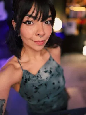 Aileensenpaireacts OnlyFans Leaked Free Thumbnail Picture - #9C5DXcinRo