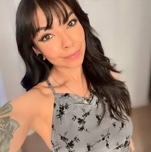 Aileensenpaireacts OnlyFans Leaked Free Thumbnail Picture - #GvtAFTAdC0