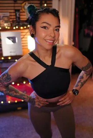 Aileensenpaireacts OnlyFans Leaked Free Thumbnail Picture - #VcKNbdRcne