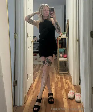 Aileronnn OnlyFans Leaked Free Thumbnail Picture - #fIdleiyAQj