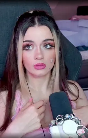 Ailincia OnlyFans Leaked Free Thumbnail Picture - #FUXSw7EK6B