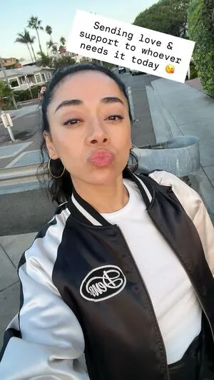 Aimee Garcia OnlyFans Leaked Free Thumbnail Picture - #tvGvKRfPnF