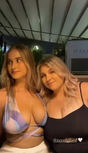 Aimee Greeneberg OnlyFans Leaked Free Thumbnail Picture - #43nKAMEnX1