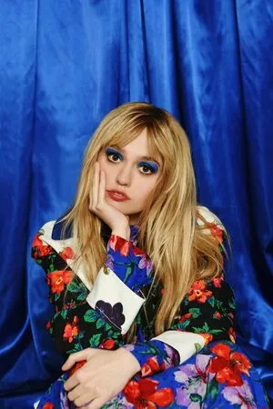 Aimee Lou Wood OnlyFans Leaked Free Thumbnail Picture - #0cG0YbcVVm