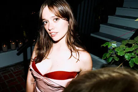 Aimee Lou Wood OnlyFans Leaked Free Thumbnail Picture - #DjGemLfD48