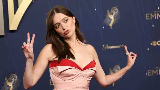 Aimee Lou Wood OnlyFans Leaked Free Thumbnail Picture - #QbAwiEBBPV