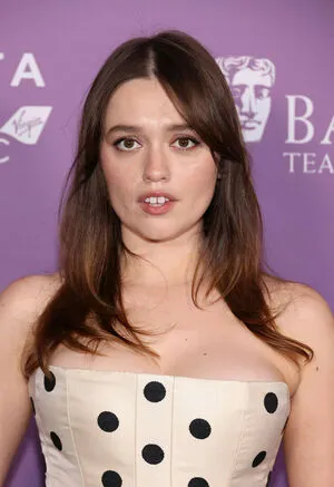 Aimee Lou Wood OnlyFans Leaked Free Thumbnail Picture - #UcIcZwTBD5